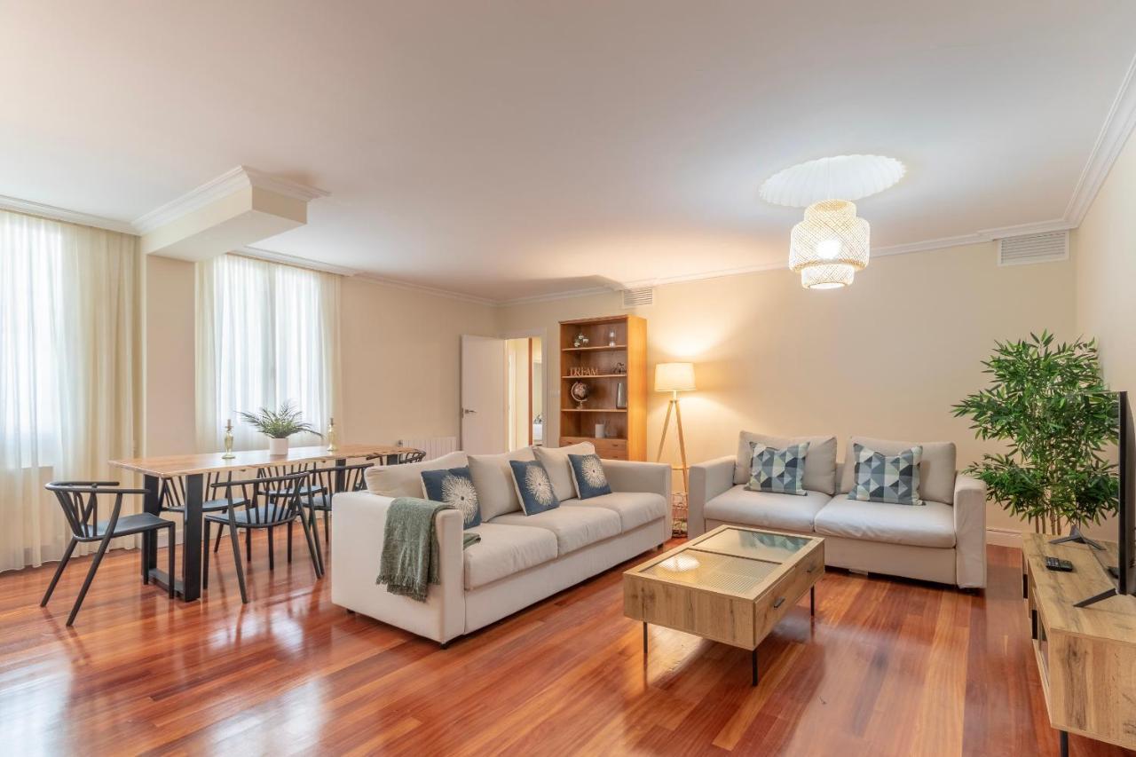 Akomodat En Apartamento En El Centro De Bilbao Con Parking Exteriér fotografie