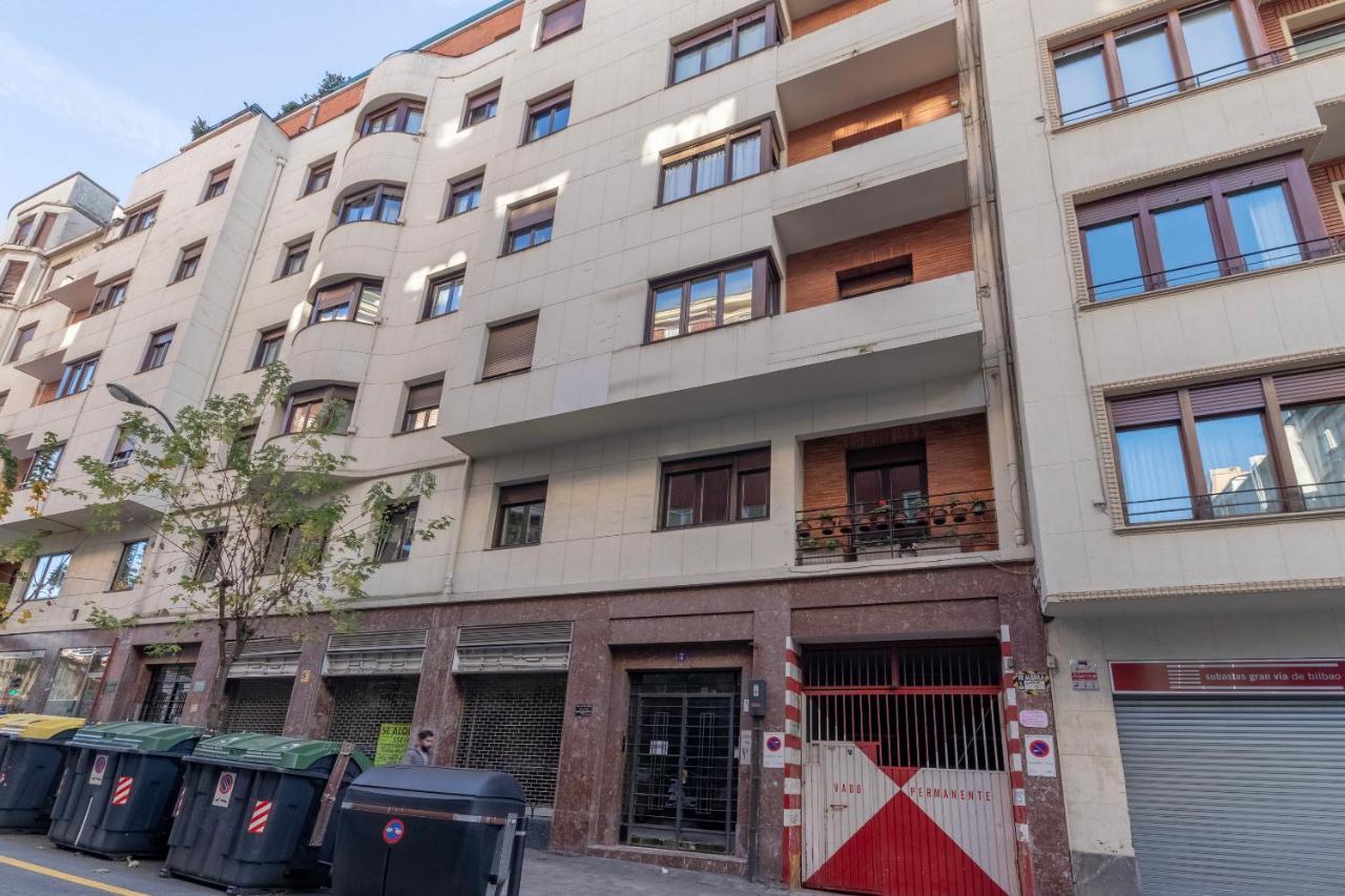 Akomodat En Apartamento En El Centro De Bilbao Con Parking Exteriér fotografie
